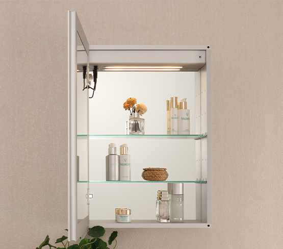 Lighted Mirror Cabinet With Light At Left and Right Sides